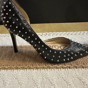Sam Edelman pumps
